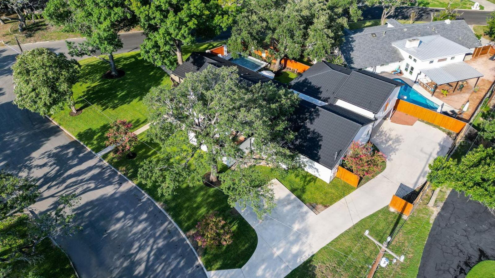Casa Blanca Estate Lux 5br4ba * San Antonio