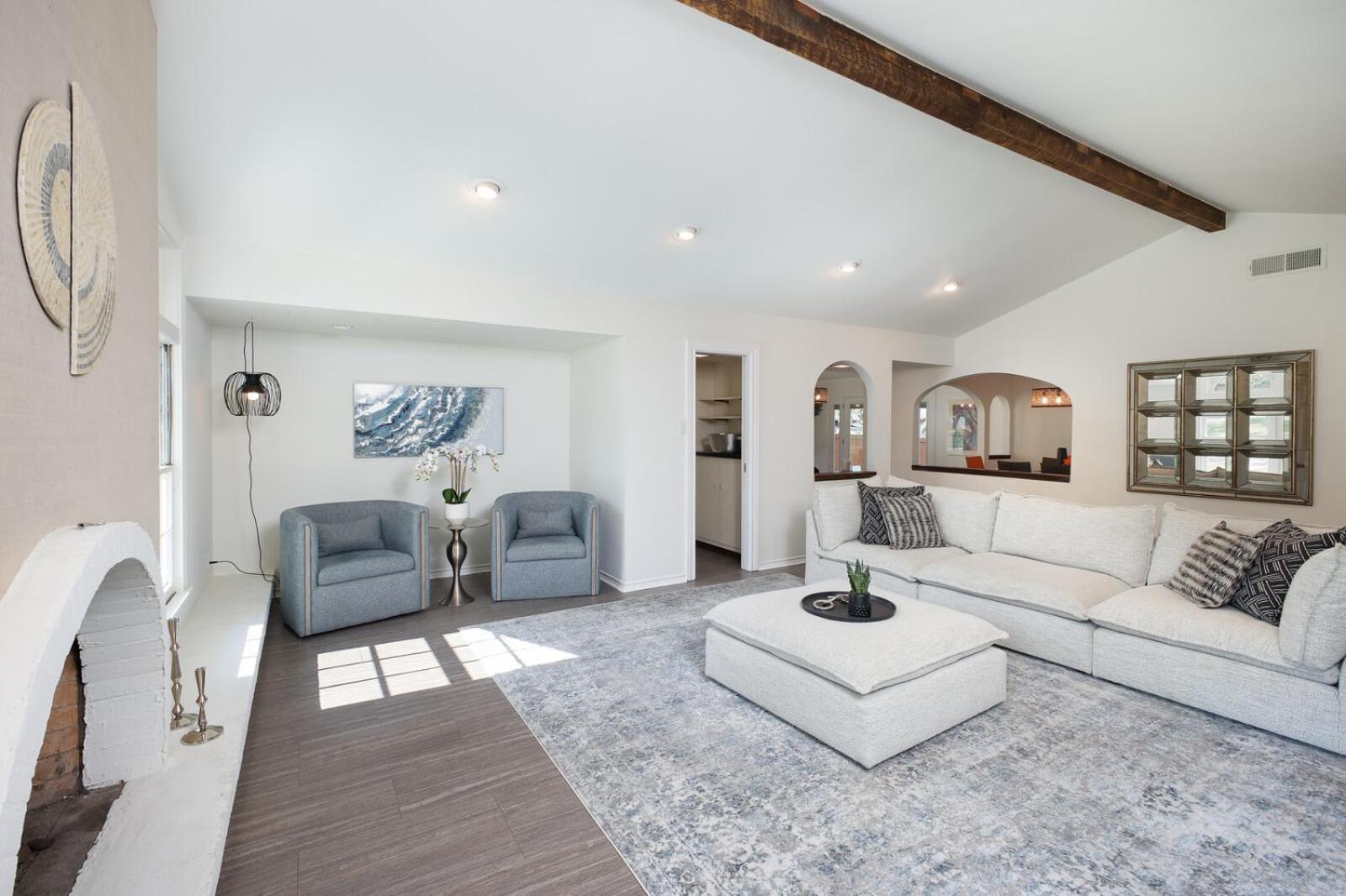 Casa Blanca Estate Lux 5br4ba *